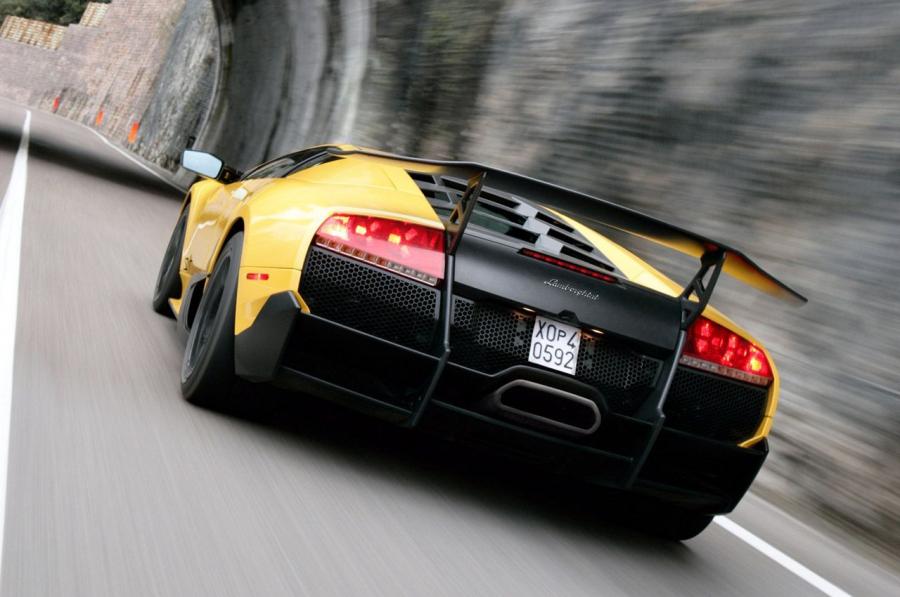  Lamborghini Murcielago LP670-4 SV 2009 года  (фото 23 из 97)